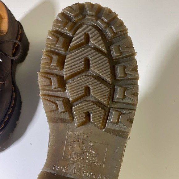 Dr. Martens mens 8 dark brown platform leather The Original air fusion shoes EUC - Picture 5 of 7